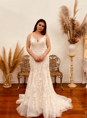 Rebecca Ingram Adelaide Wedding Dress